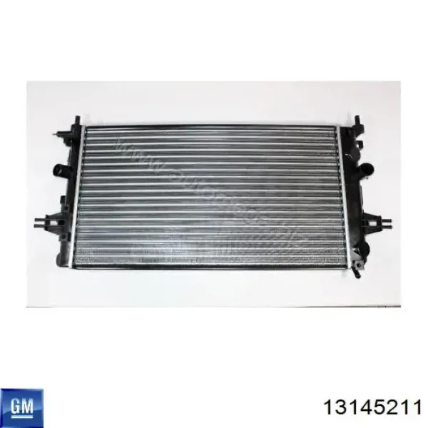 Радиатор 13145211 General Motors