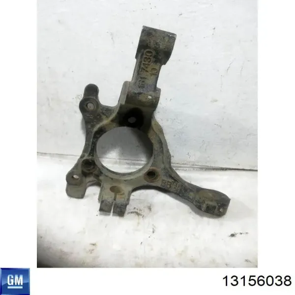 Цапфа передняя правая 13156038 General Motors