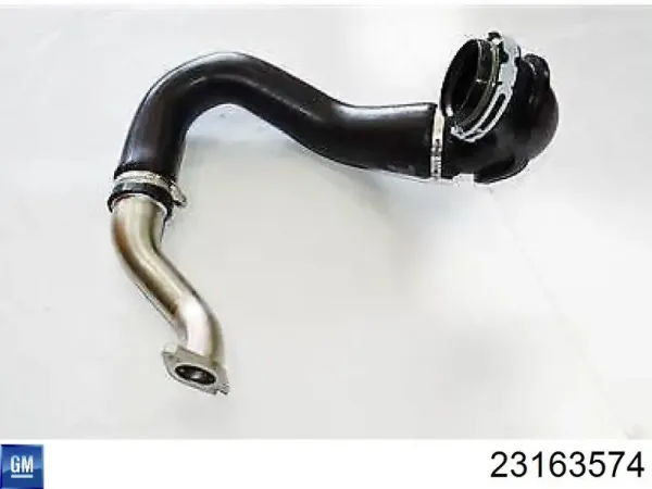 Патрубок интеркулера 23163574 General Motors