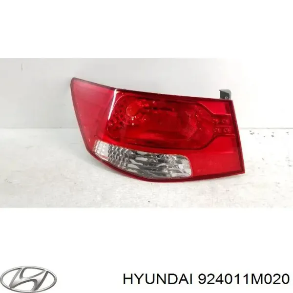 Фонарь задний левый внешний 924011M020 Hyundai/Kia