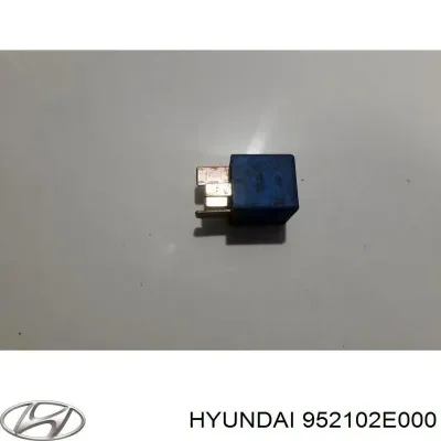 Реле вентилятора HYUNDAI 952102E000