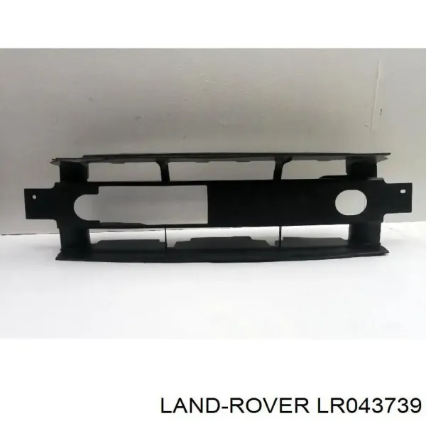 Нижний дефлектор радиатора LR043739 Land Rover