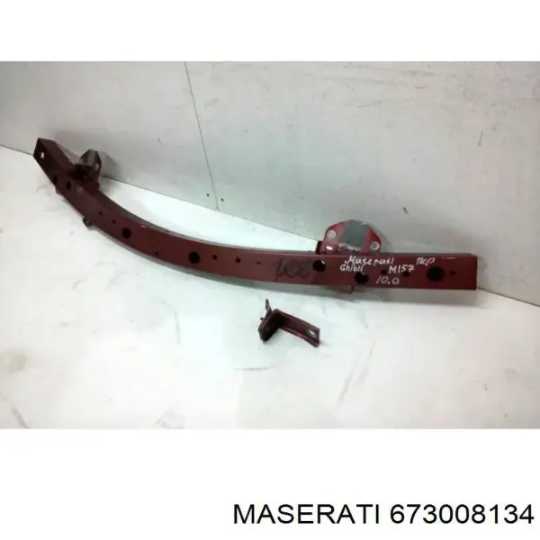 Усилитель переднего бампера 673008134 Maserati