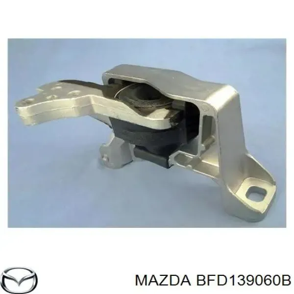 Правая подушка двигателя BFD139060B Mazda