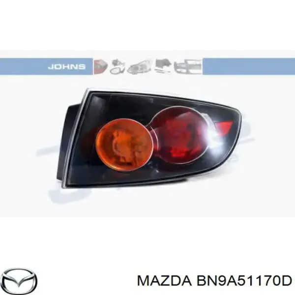 Фонарь задний правый внешний BN9A51170D Mazda