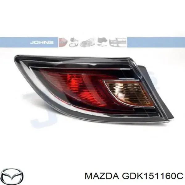 Фонарь задний левый внешний GDK151160E Mazda