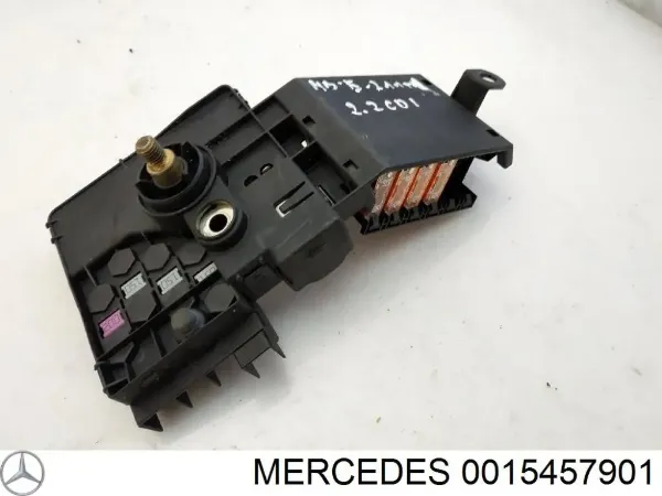 Монтажный блок Mercedes A0015457901
