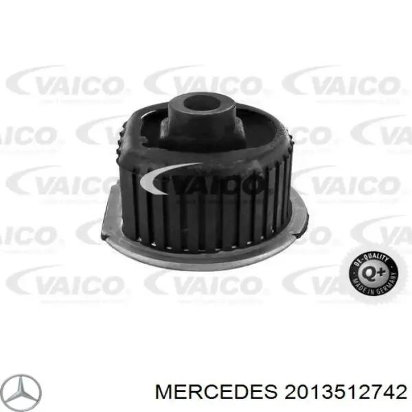 Сайлентблок задней балки 2013512742 Mercedes