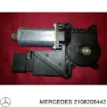 Мотор стеклоподъемника двери задней правой MERCEDES 2108205442