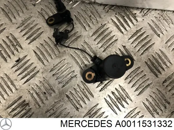 Датчик уровня масла A0011531332 Mercedes