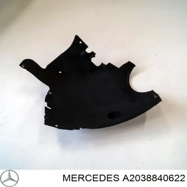 Подкрылок крыла переднего правый передний A2038840622 Mercedes