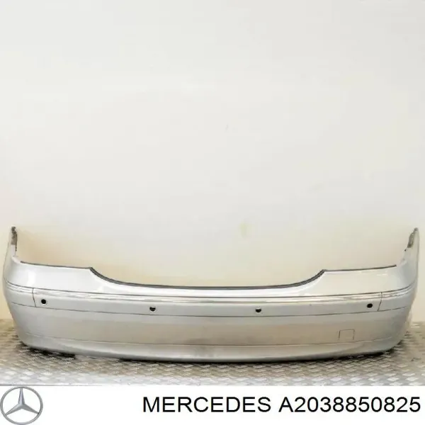 Задний бампер A2038850825 Mercedes
