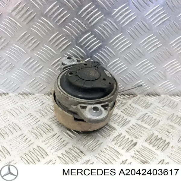 Левая подушка двигателя A2042403617 Mercedes