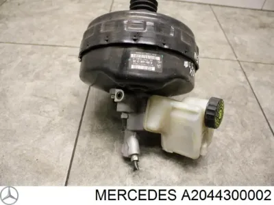 Бачок главного тормозного цилиндра (тормозной жидкости) MERCEDES A2044300002