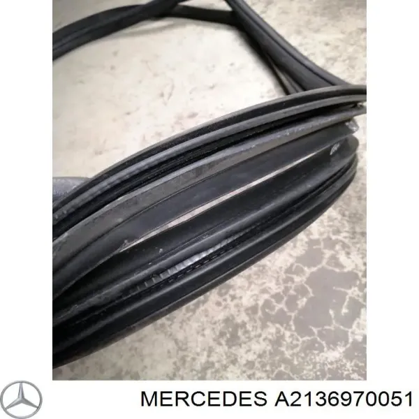  2136970051 Mercedes