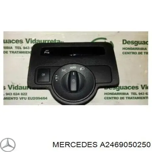 Переключатель света фар на "торпедо" A2469050250 Mercedes