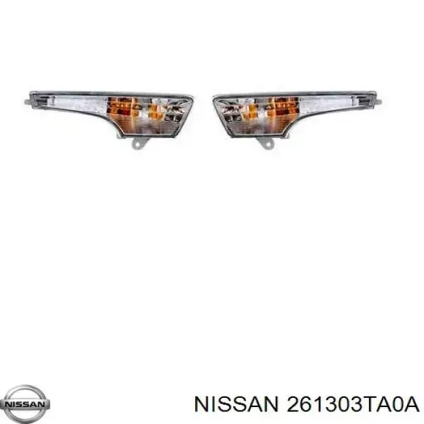 Поворотник правый на Nissan Altima L33 