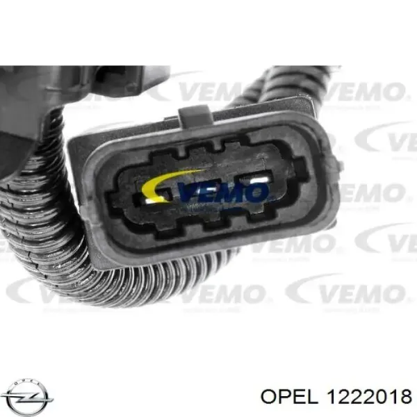 Фонарь задний правый верхний 91140362 Opel