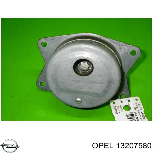 Левая подушка двигателя 13207580 Opel