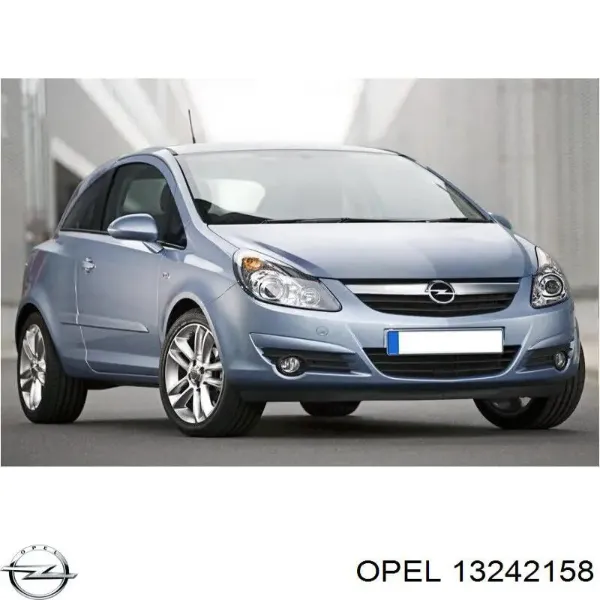 Задний бампер 13242158 Opel