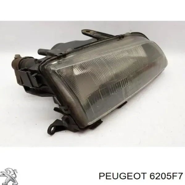 Правая фара 6205F7 Peugeot/Citroen