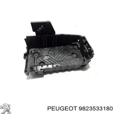 Поддон аккумулятора (АКБ) PEUGEOT 9823533180