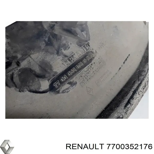 Подкрылок передний правый 7700352176 Renault (RVI)