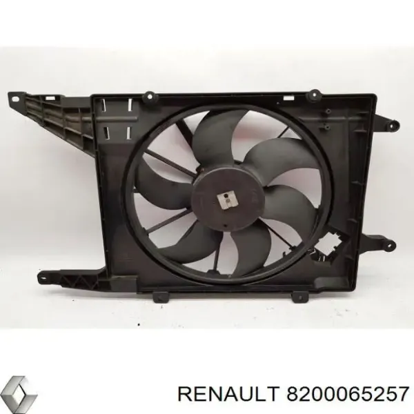 Диффузор вентилятора в сборе с мотором и крыльчаткой 8200065257 Renault (RVI)