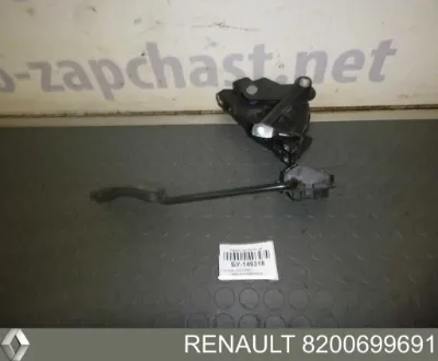 Датчик положения педали акселератора (газа) RENAULT 8200699691