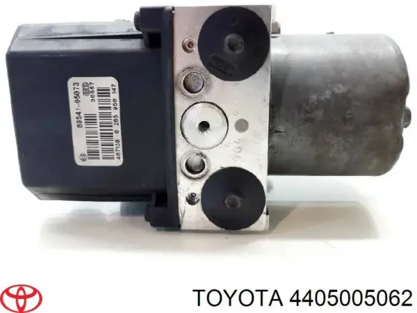 Блок ABS гидравлический на Toyota Avensis II T25