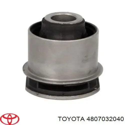 Сайлентблок заднего нижнего рычага 4807032040 Toyota