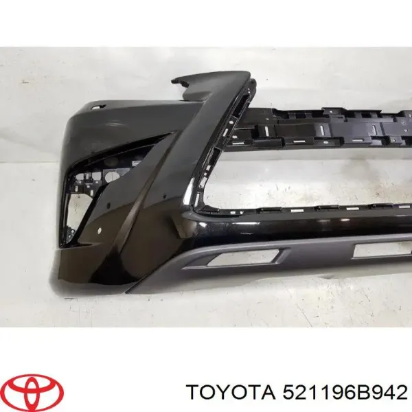 Передний бампер 521196B942 Toyota