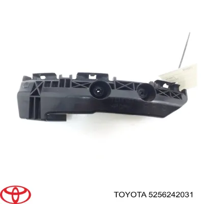 Направляющая заднего бампера правая TOYOTA 5256242031