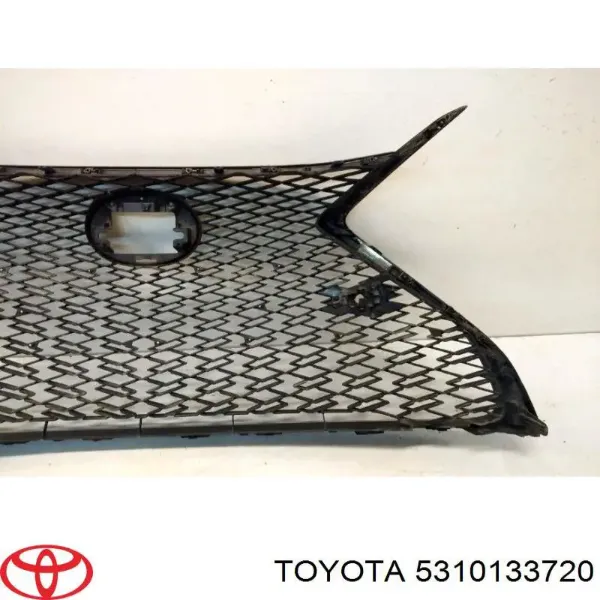 Решетка радиатора 5310133720 Toyota