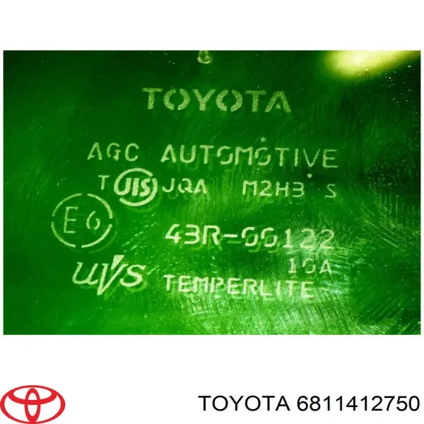 Стекло двери задней левой 6811412750 Toyota