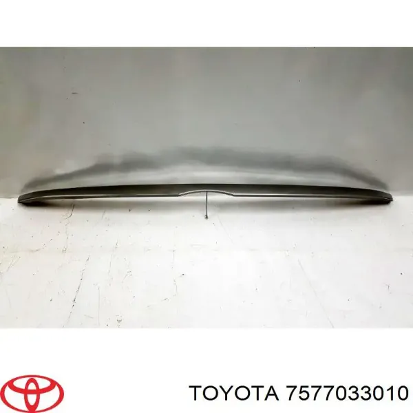 Накладка на капот Toyota Camry VII