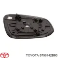 Стекло левого зеркала заднего вида TOYOTA 8796142B80