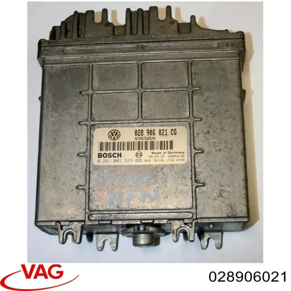 Блок управления двигателем 028906021 VAG