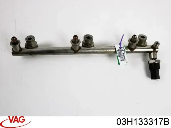 Распределитель топлива (рампа) 03H133317B VAG