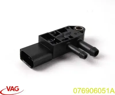 Датчик давления выхлопных газов VAG 076906051A