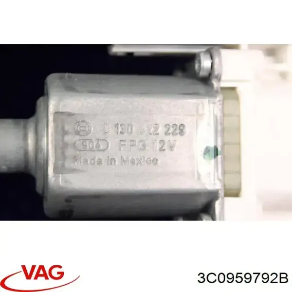 Мотор стеклоподъемника двери передней 3C0959792B VAG