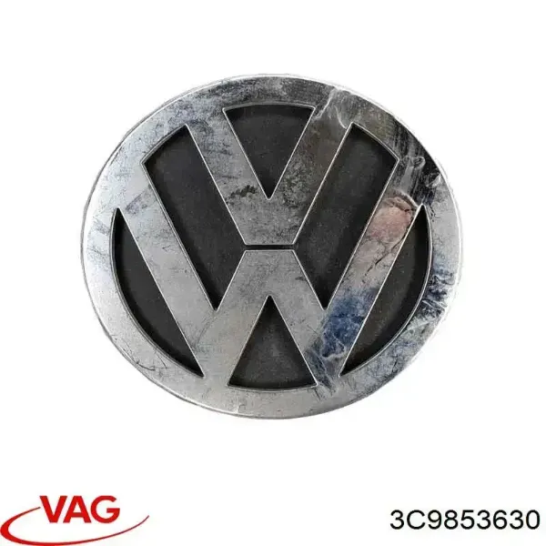 Фирменный значек на багажник на Volkswagen Passat B6 3C2