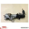 Замок зажигания Audi A4 8D2