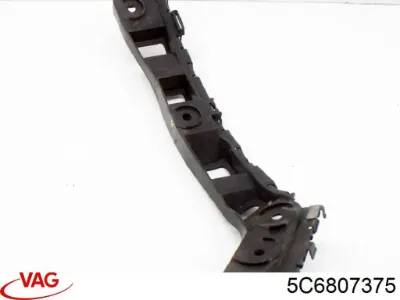 Направляющая заднего бампера левая VAG 5C6807375