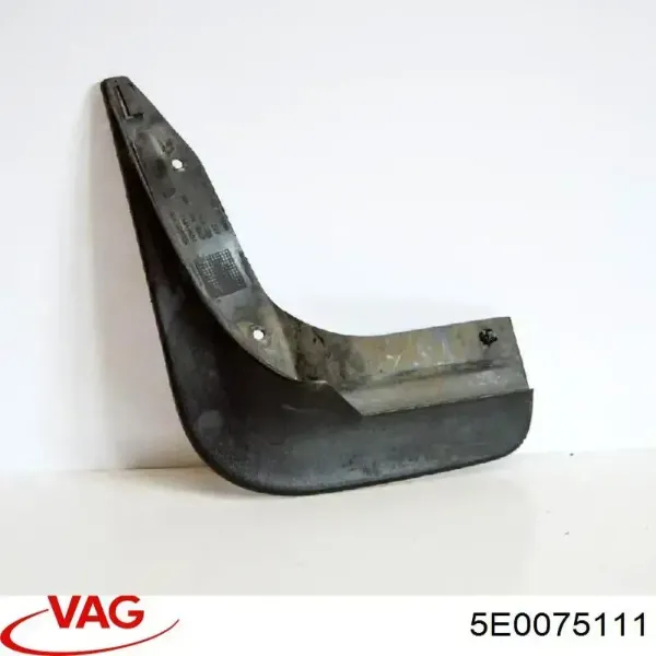 Передние брызговики STSD27016B1 SAT