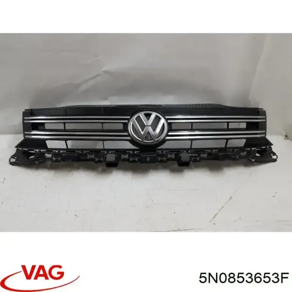 Решетка радиатора 5N0853653F VAG