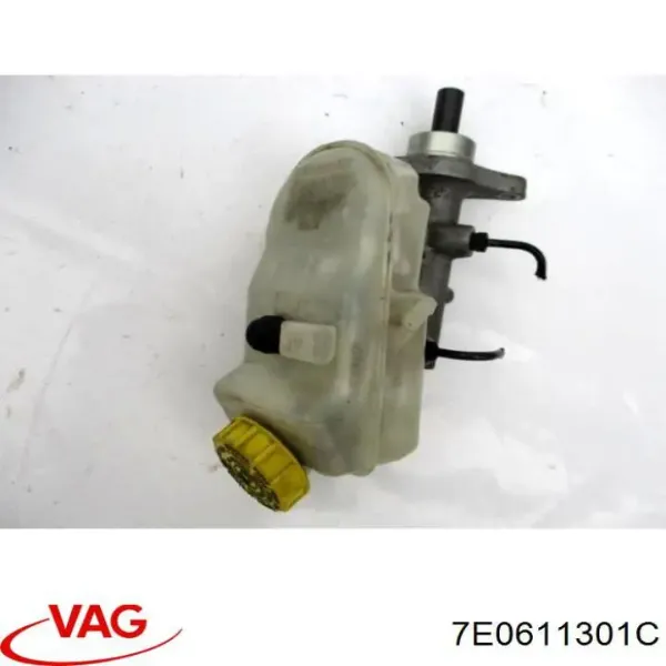 Бачок тормозной Volkswagen Transporter T5