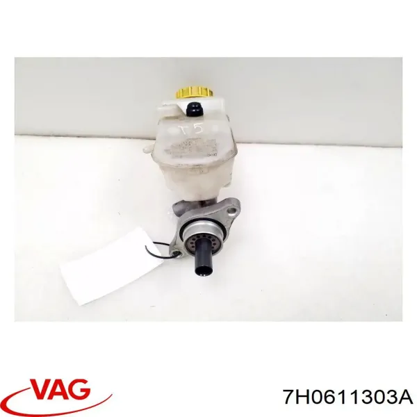 Бачок главного тормозного цилиндра на Volkswagen Transporter T5 7HB, 7HJ, 7EB, 7EJ