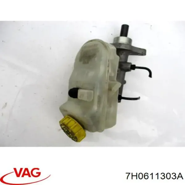  Бачок тормозной Volkswagen Transporter 