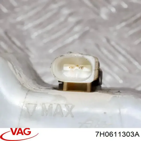 Купить Бачок тормозной Фольксваген Транспортер T5 7HB, 7HJ, 7EB, 7EJ